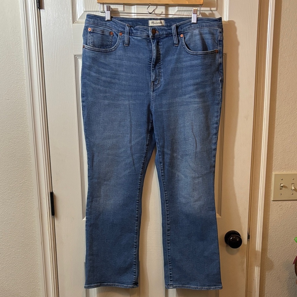Madewell Women's Medium Blue Boot-Cut Jeans - Picture 1 of 7